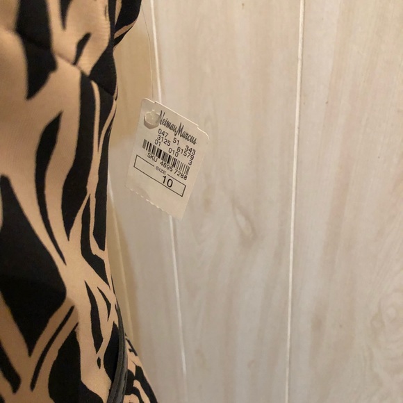 David Meister Dress Fully Lined Size 10 - Picture 3 of 5